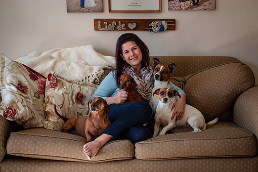 Meet Nickie photographer dog family behind Unix photography