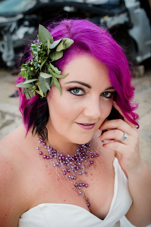 bride with pink hair close up by Unix photography Wedding photography bride with pink hair close up photo by Bloemfontein photographer Unix photography